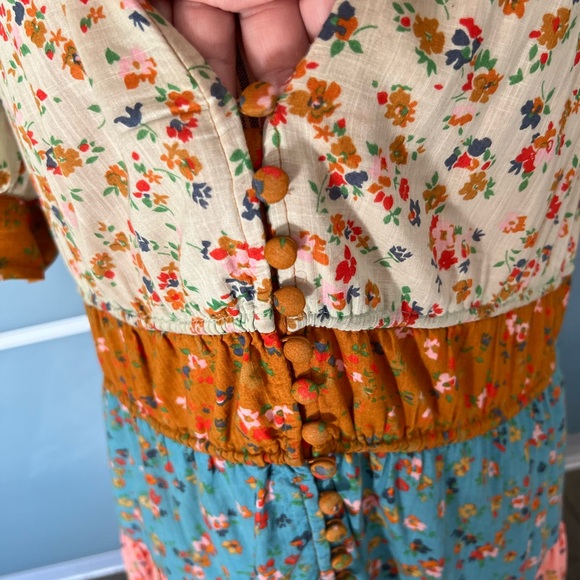 Tiered & True Maxi Dress size 1X - Picture 7 of 7